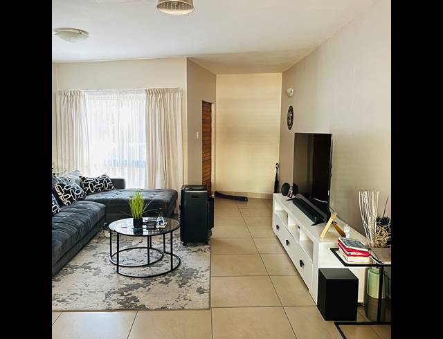 2 BEDROOM APARTMENT TO LET IN WAVERLEY